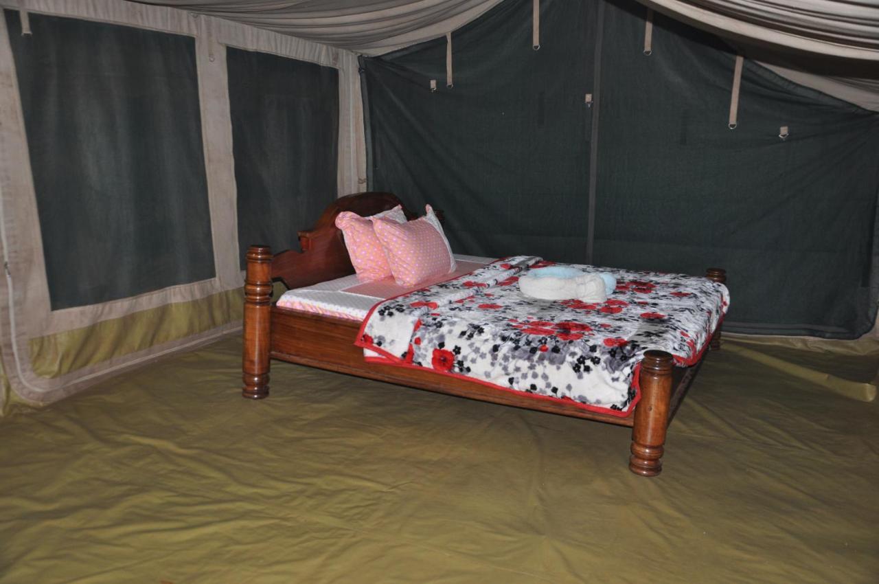 Kizumba Camp Site Hotel Manyara Екстериор снимка